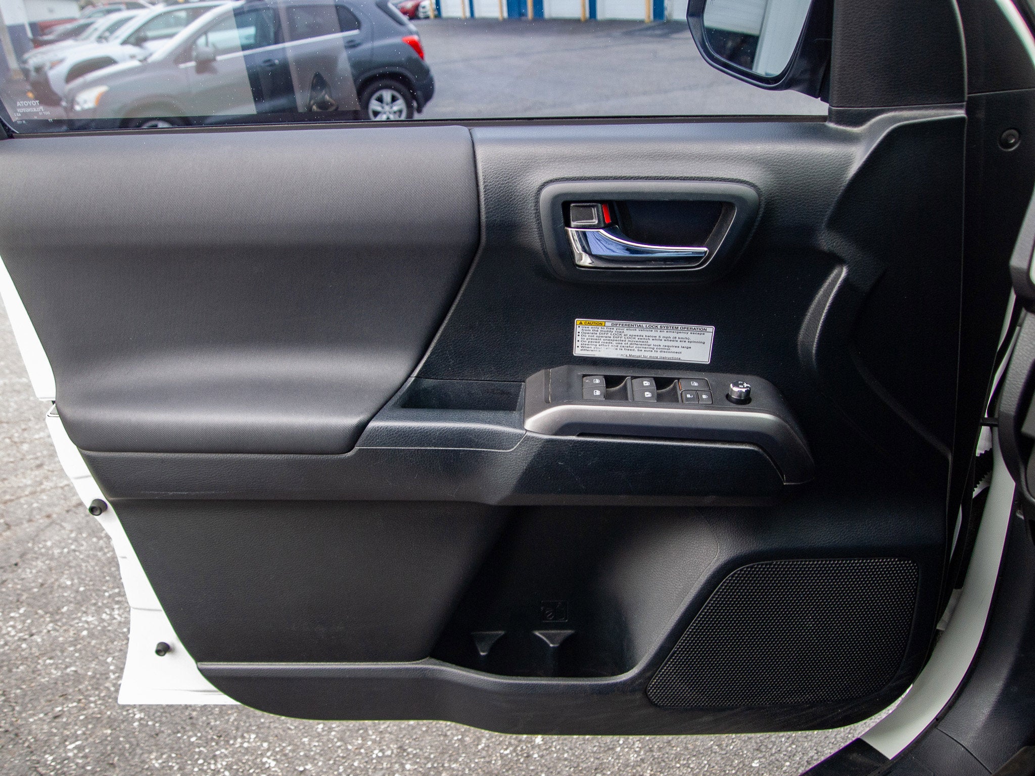 2017 Toyota Tacoma SR5