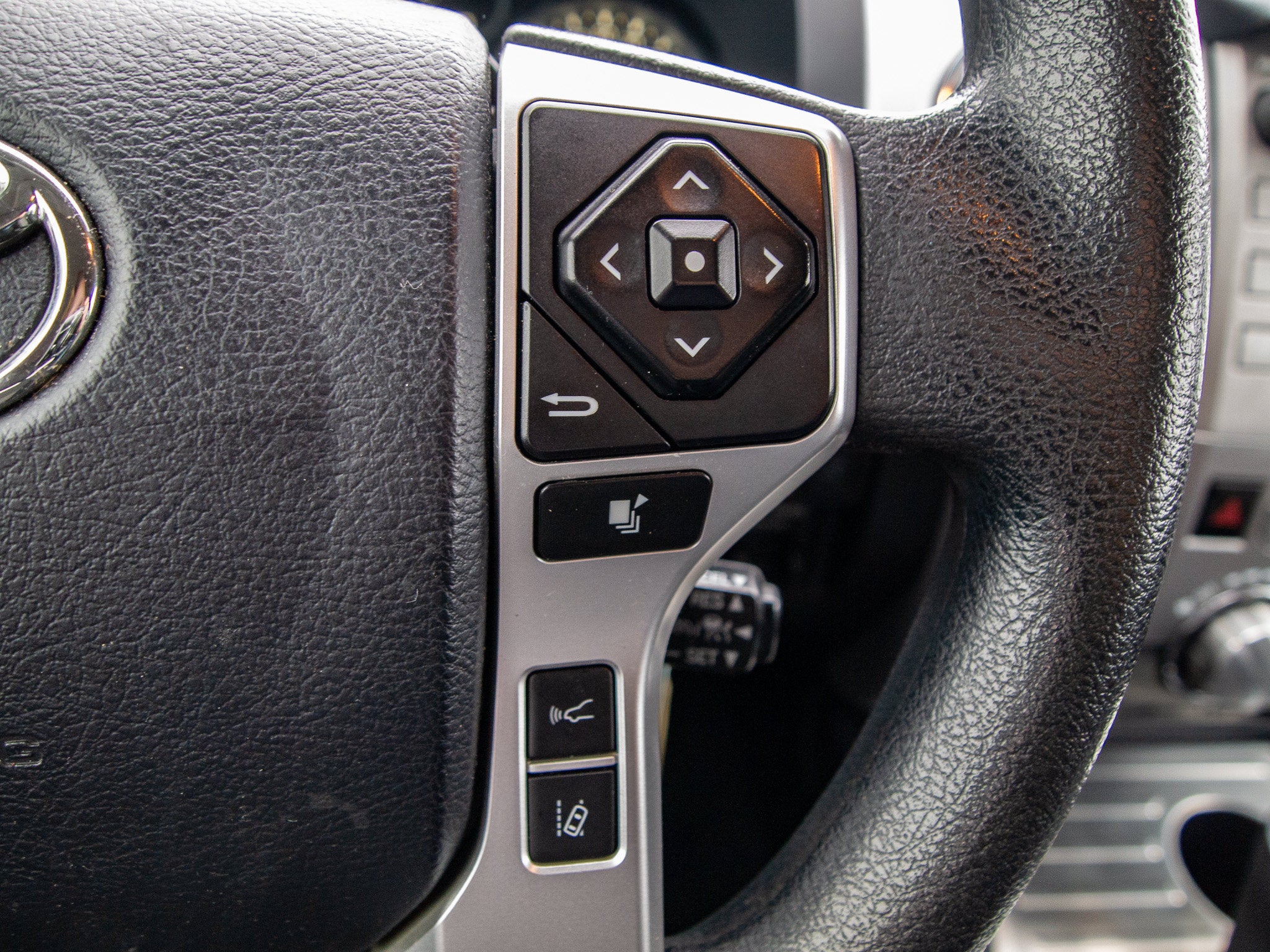 2018 Toyota Tundra 4WD SR5