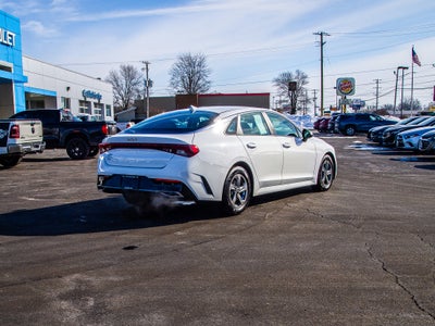 2022 Kia K5 LXS