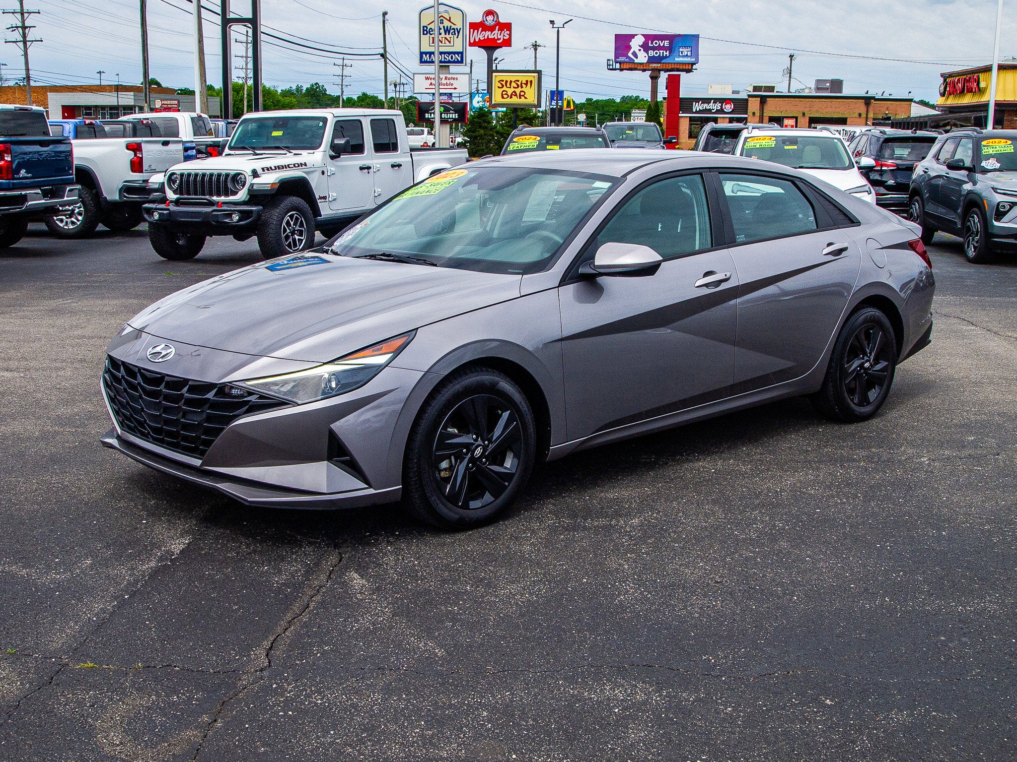 2023 Hyundai Elantra SEL