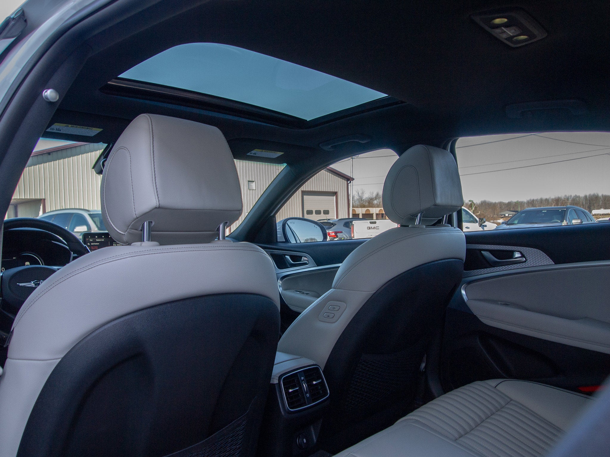 2023 Genesis G70 2.0T