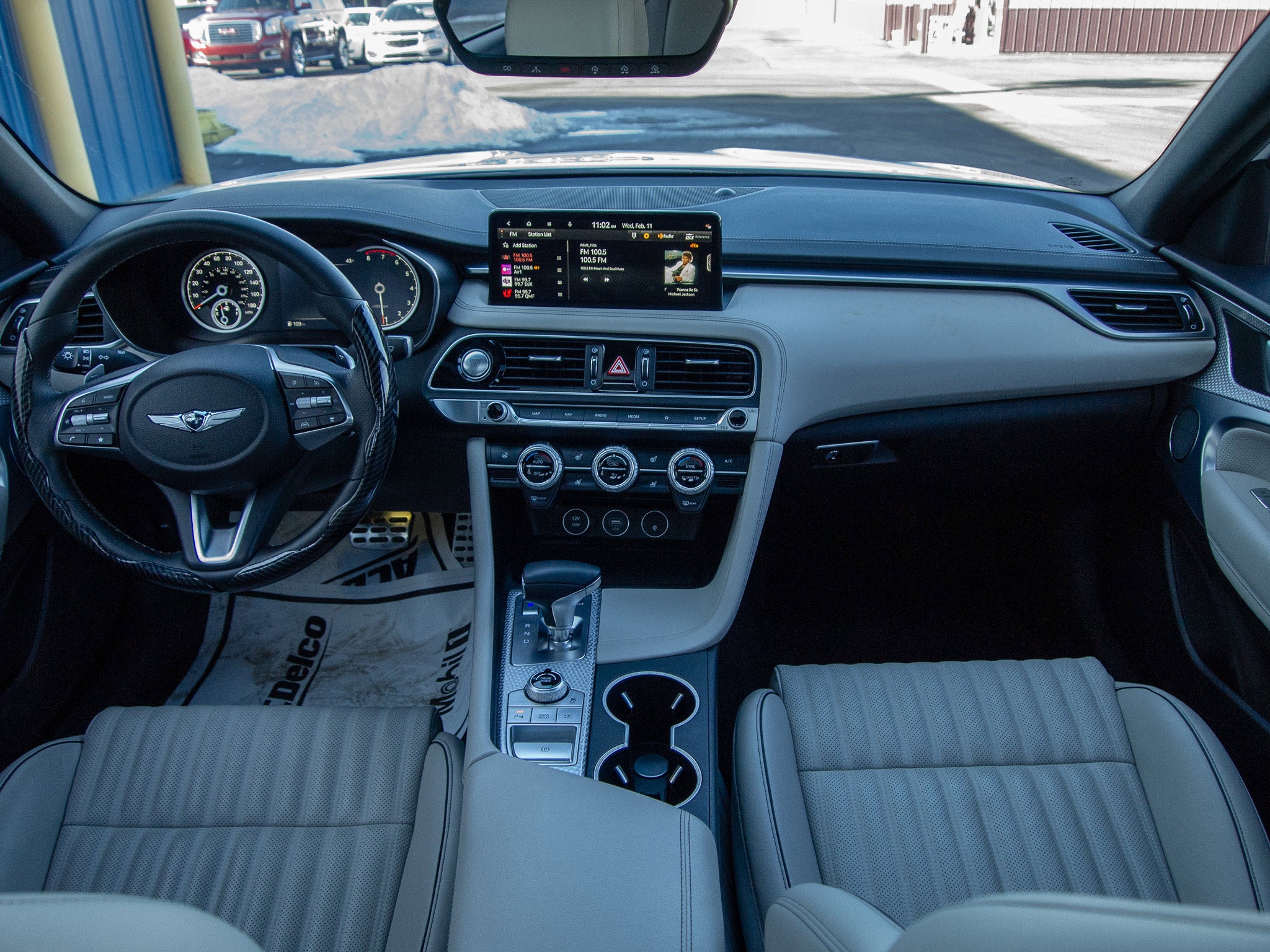 2023 Genesis G70 2.0T