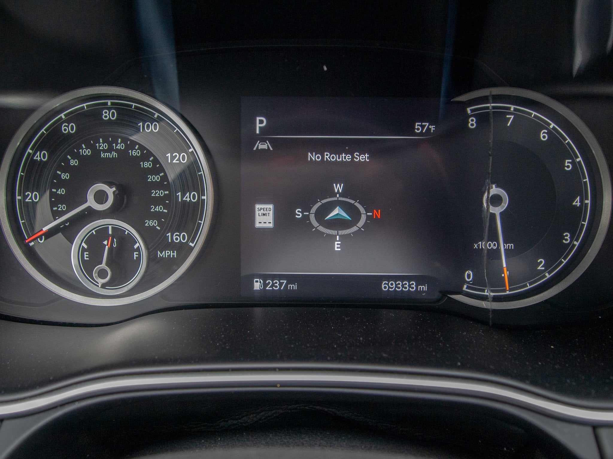 2024 Genesis GV80 Base