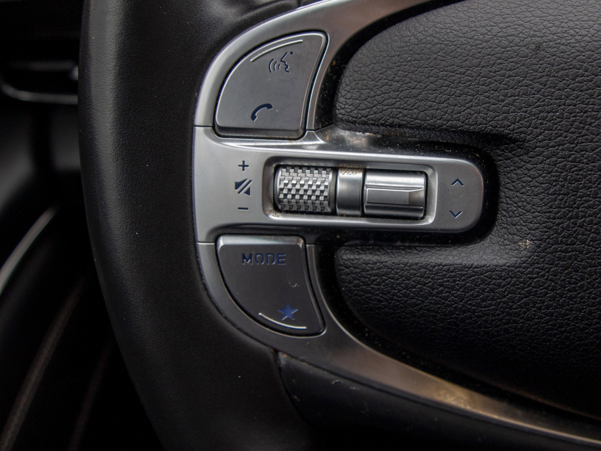 2024 Genesis GV80 Base