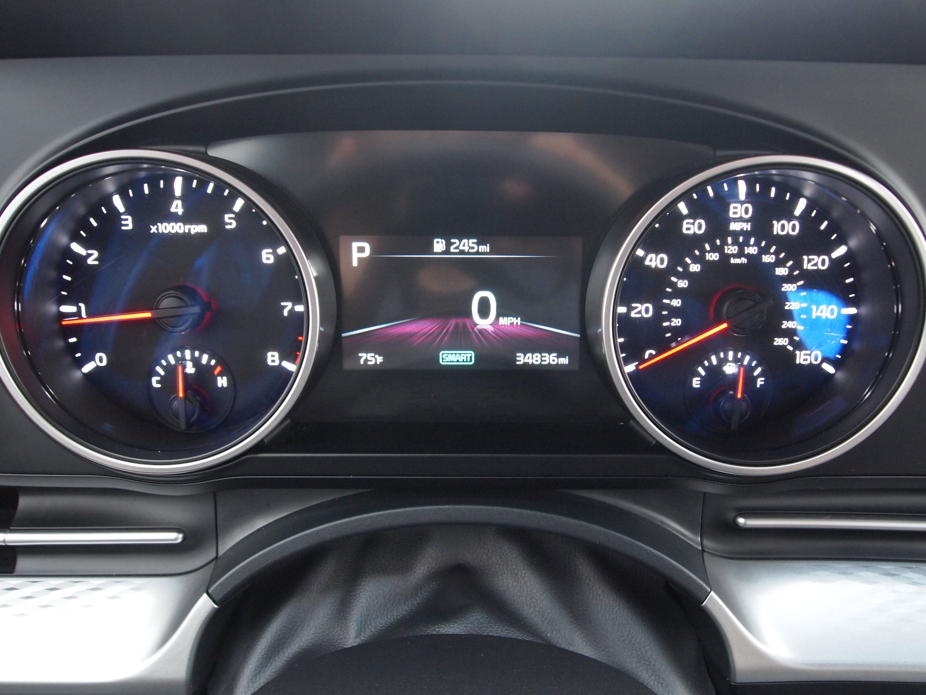 2023 Kia Carnival LX