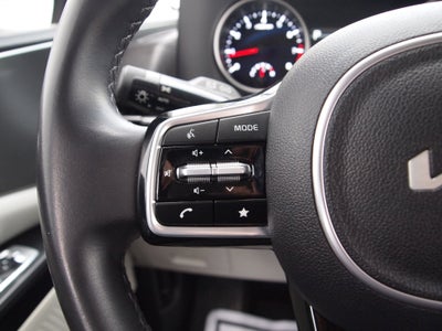 2023 Kia Carnival LX