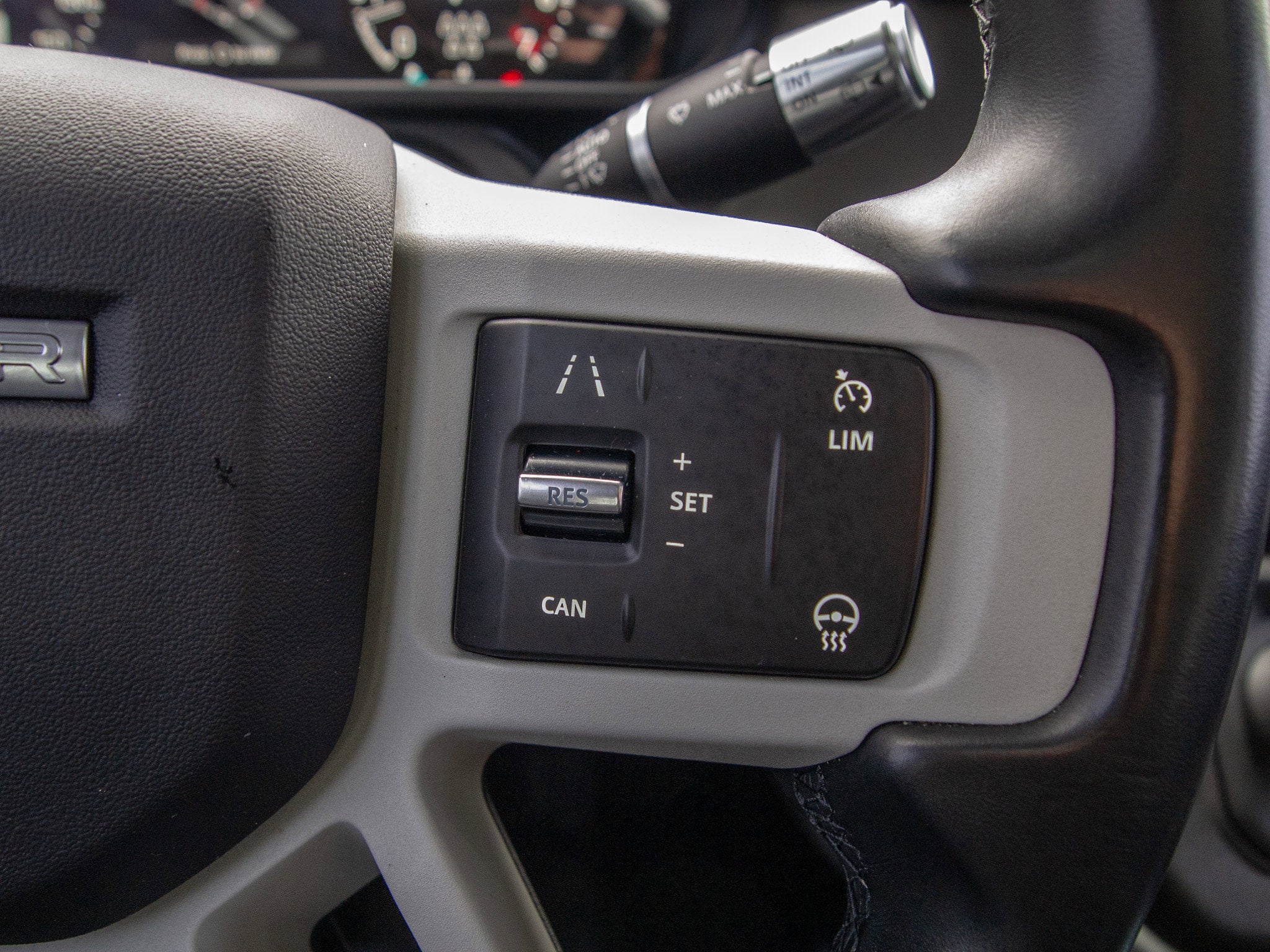 2020 Land Rover Defender S