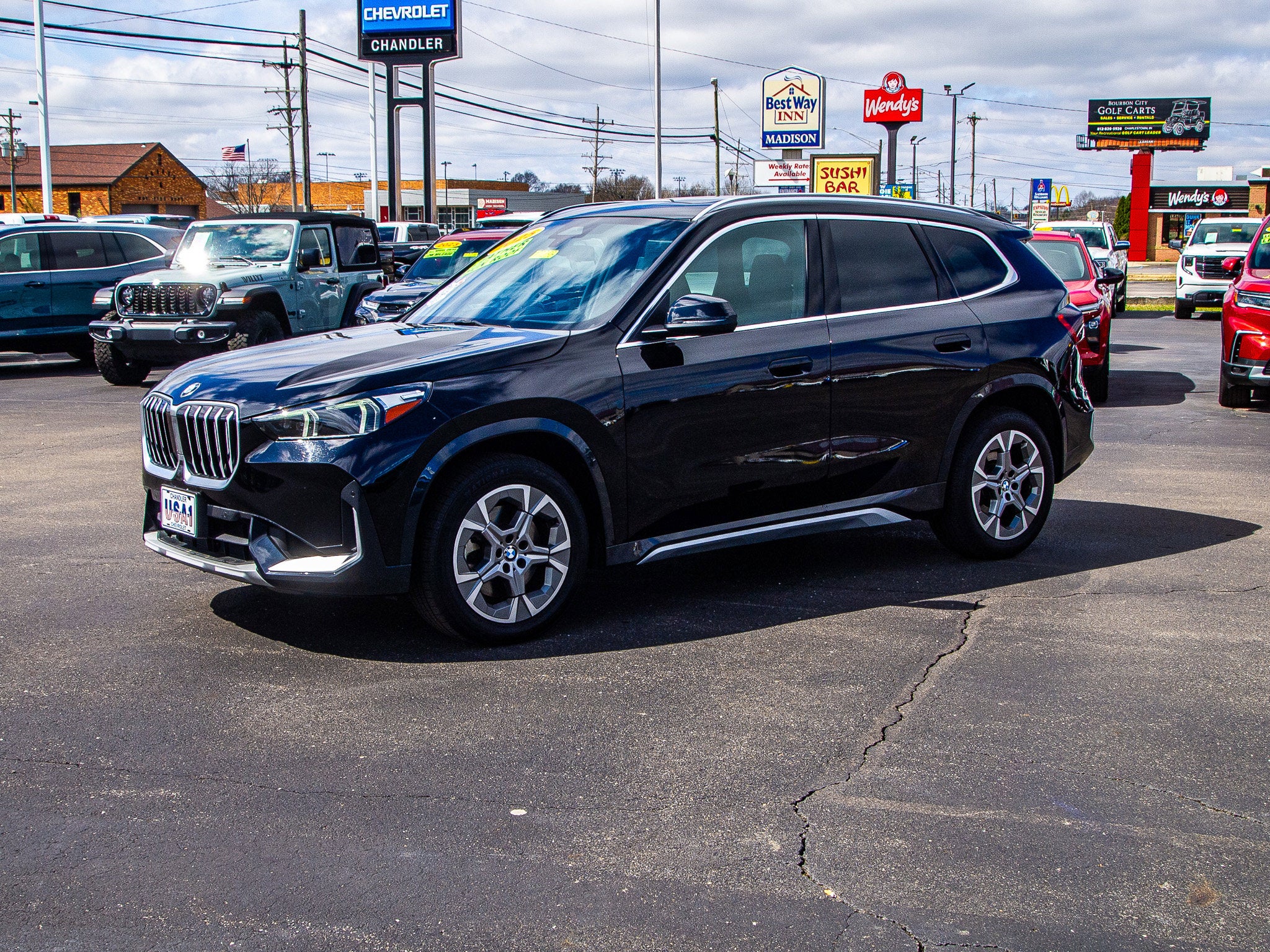 2025 BMW X1 xDrive28i