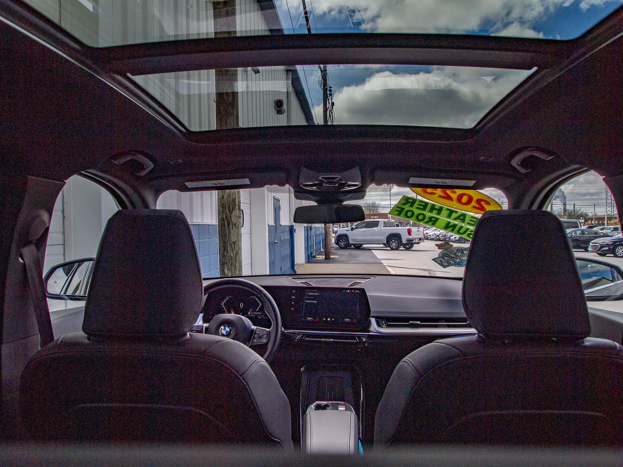 2025 BMW X1 xDrive28i