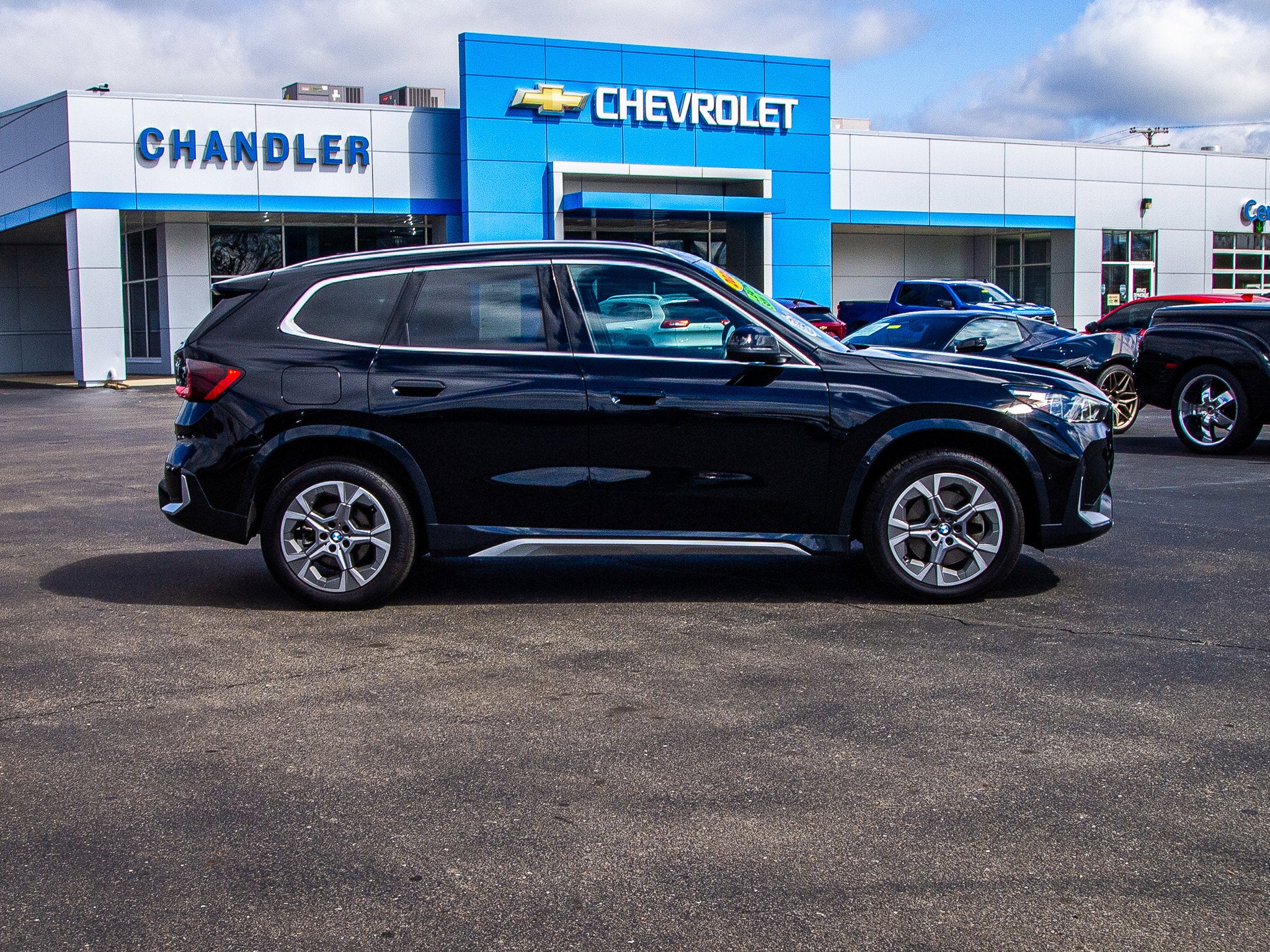 2025 BMW X1 xDrive28i