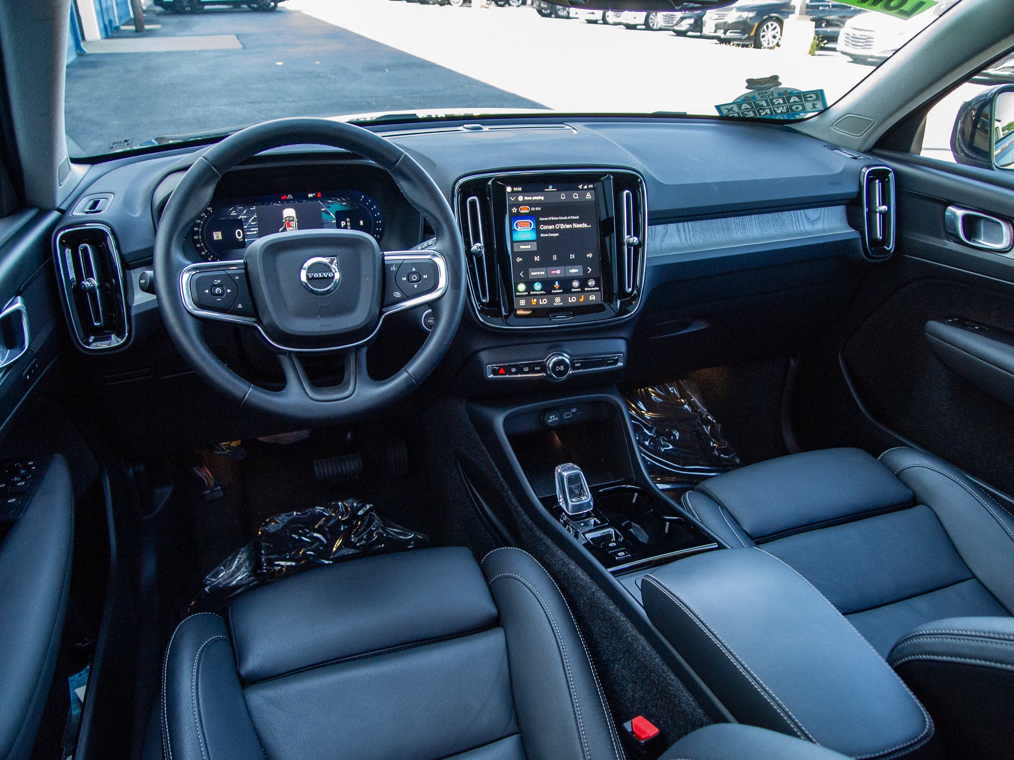 2026 Volvo XC40 Plus